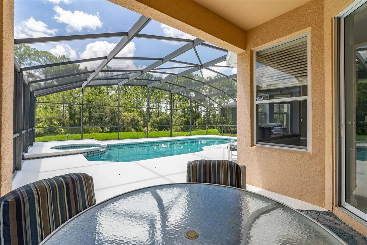 Pool & Lanai